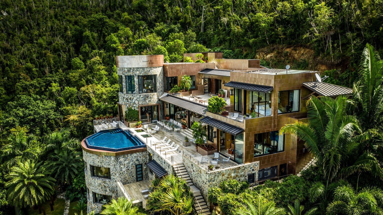 Photo of Outdoor in Estate Denis Bay