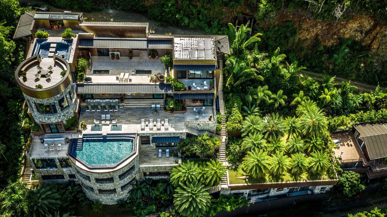 Photo of Outdoor in Estate Denis Bay