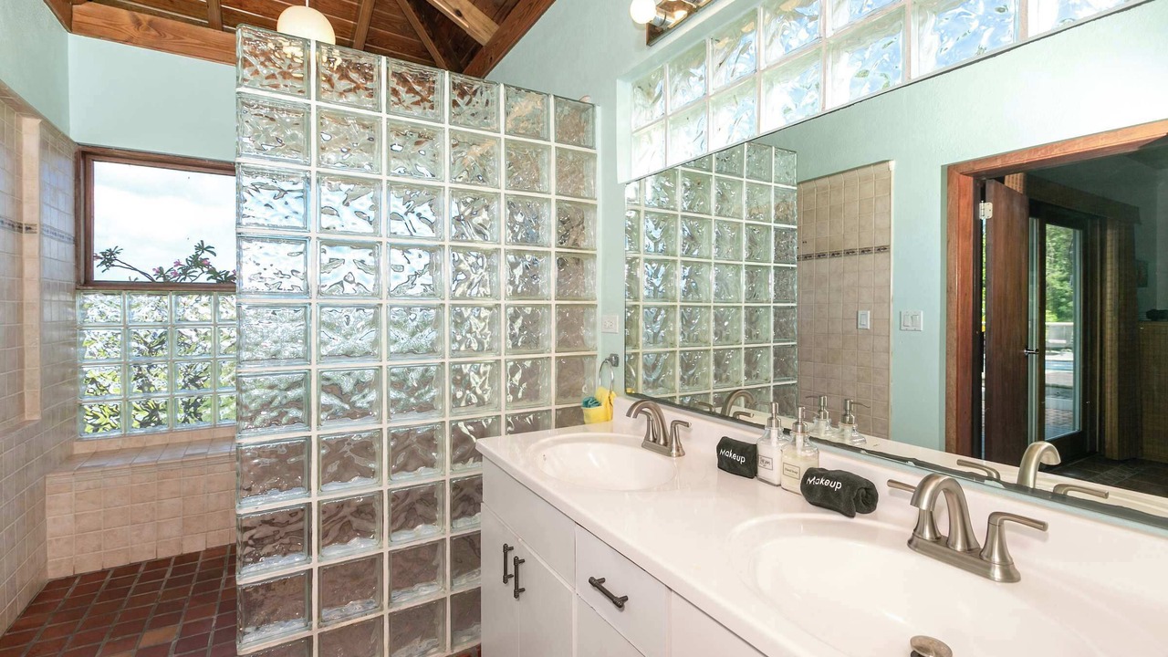 Photo of Bathroom in Estate San Soucci