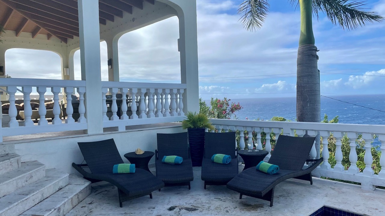 Photo of Patio Balcony in Great Cruz Bay