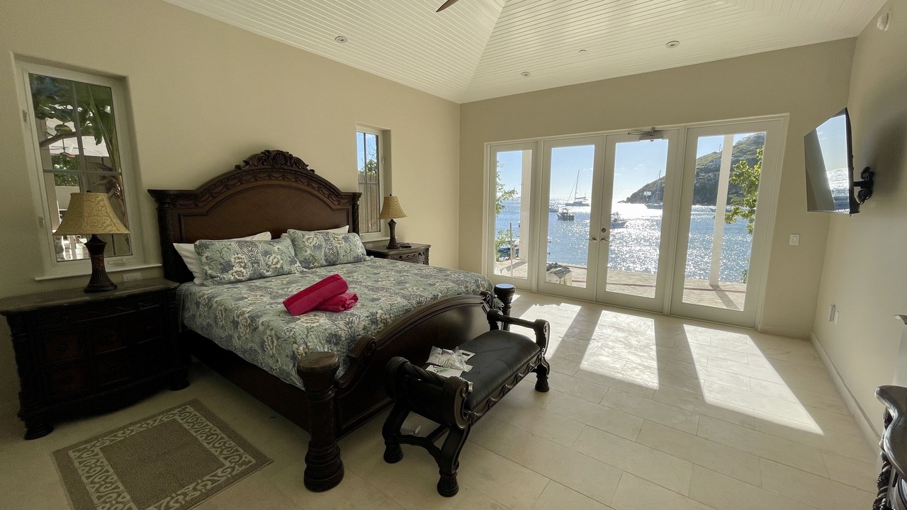 Photo of Bedroom in Hart Bay