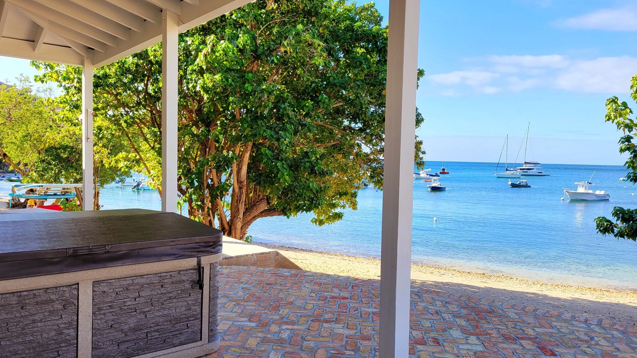Photo of Outdoor in Hart Bay