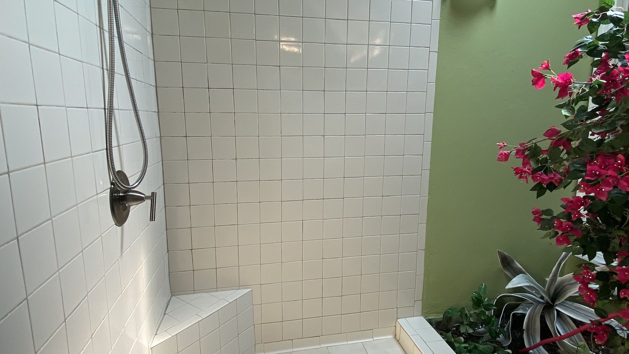 Photo of Bathroom in Testman