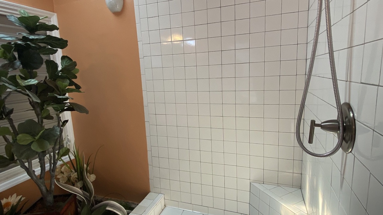 Photo of Bathroom in Testman