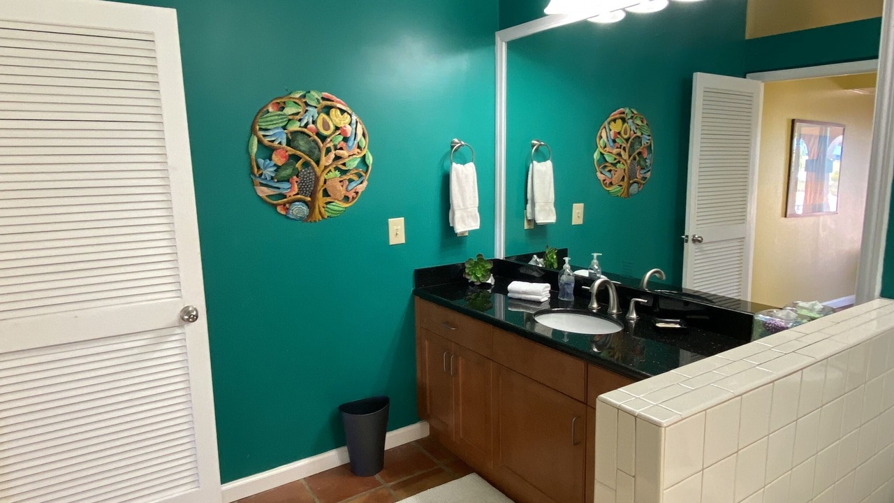 Photo of Bathroom in Testman