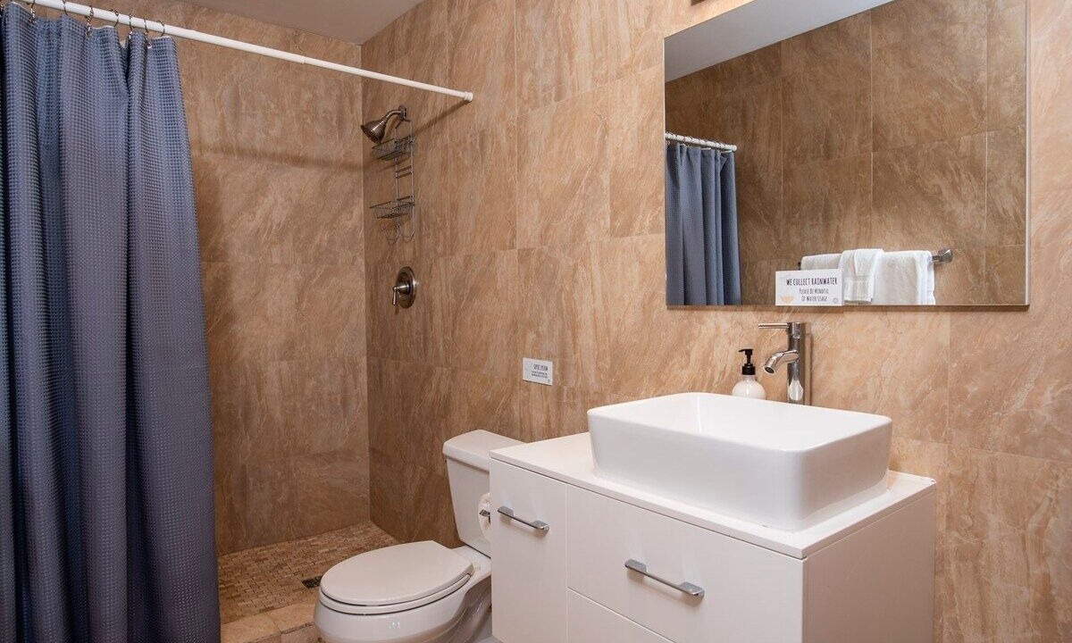 Photo of Bathroom in Red Hook