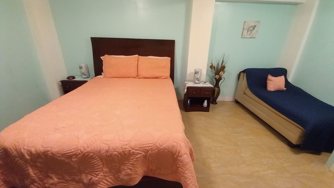 Photo of Bedroom in Estate Crown and Hawk