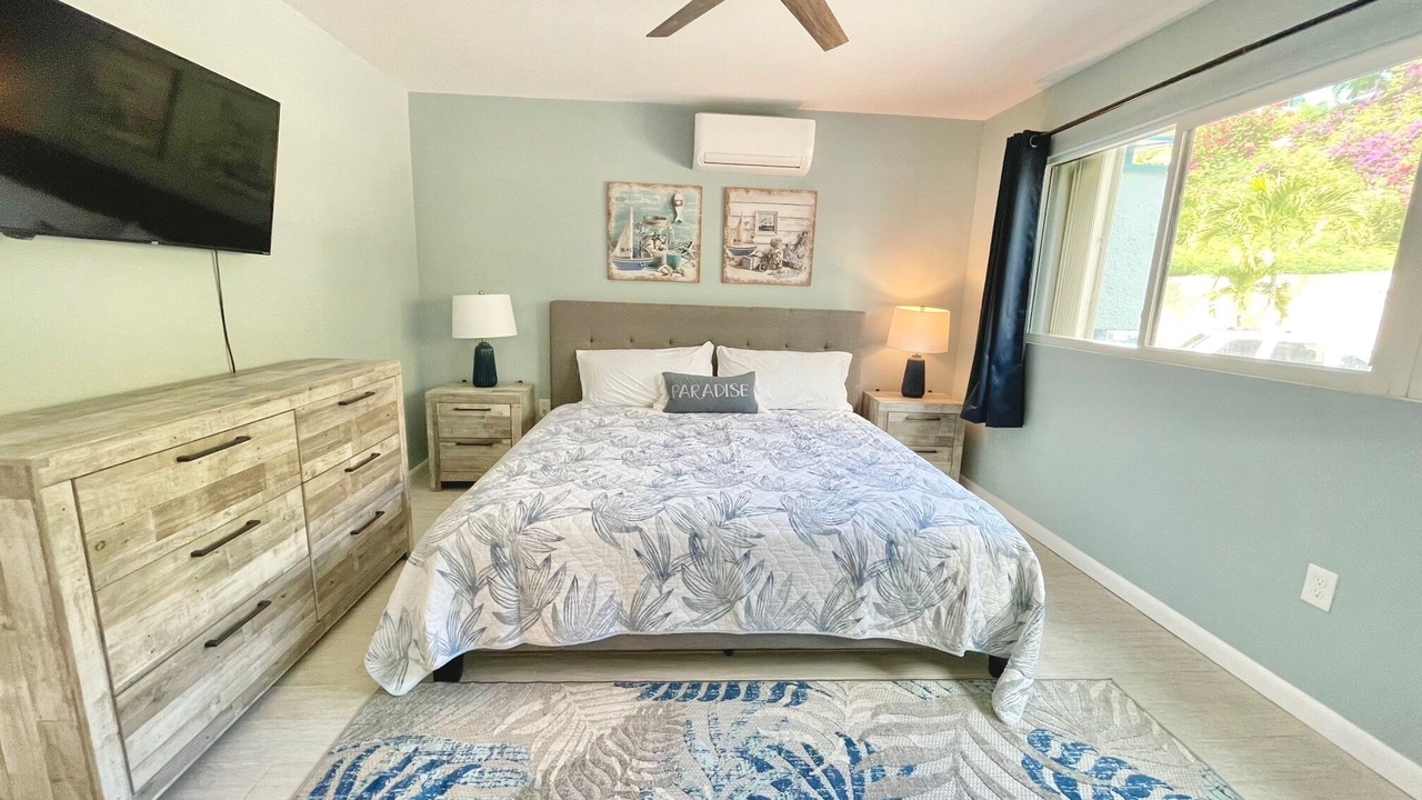 Photo of Bedroom in Bolongo Bay