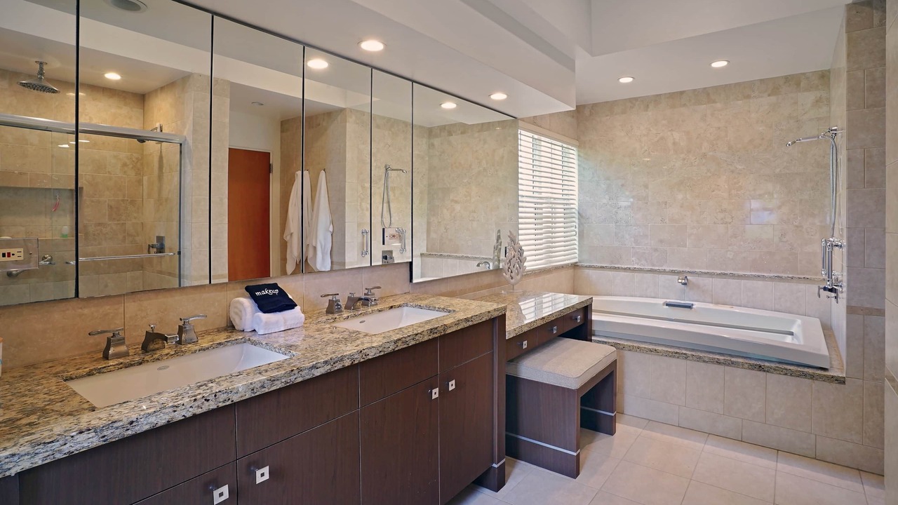 Photo of Bathroom in Estate Peterborg