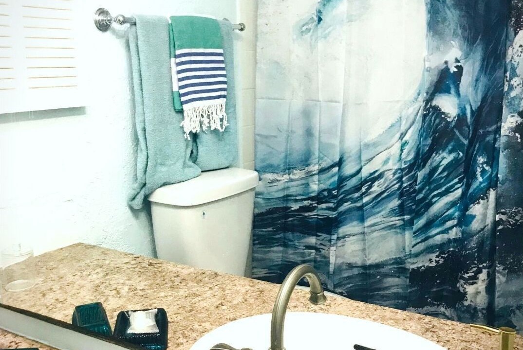 Photo of Bathroom in Estate Golden Rock