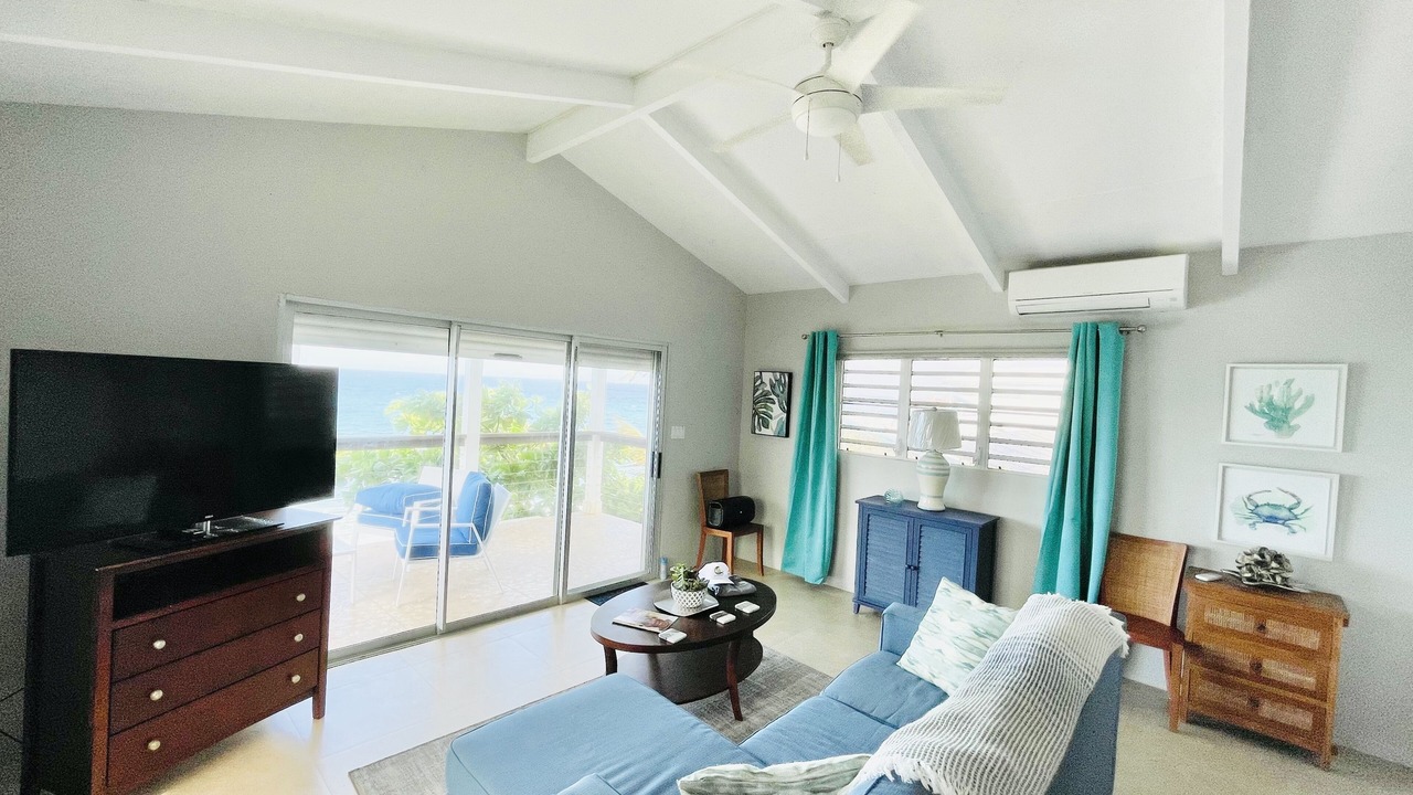 Photo of Livingroom in Cane Bay