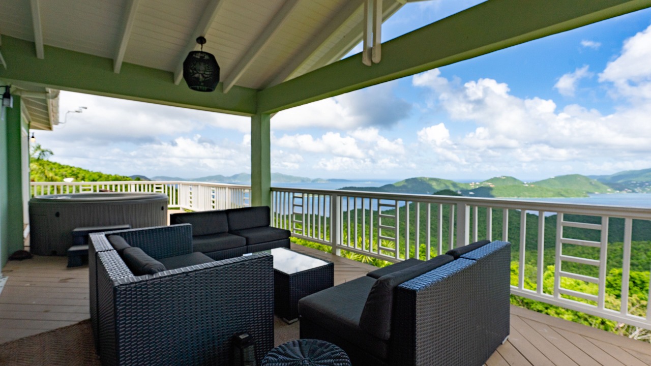 Photo of Patio Balcony in Ajax Peak