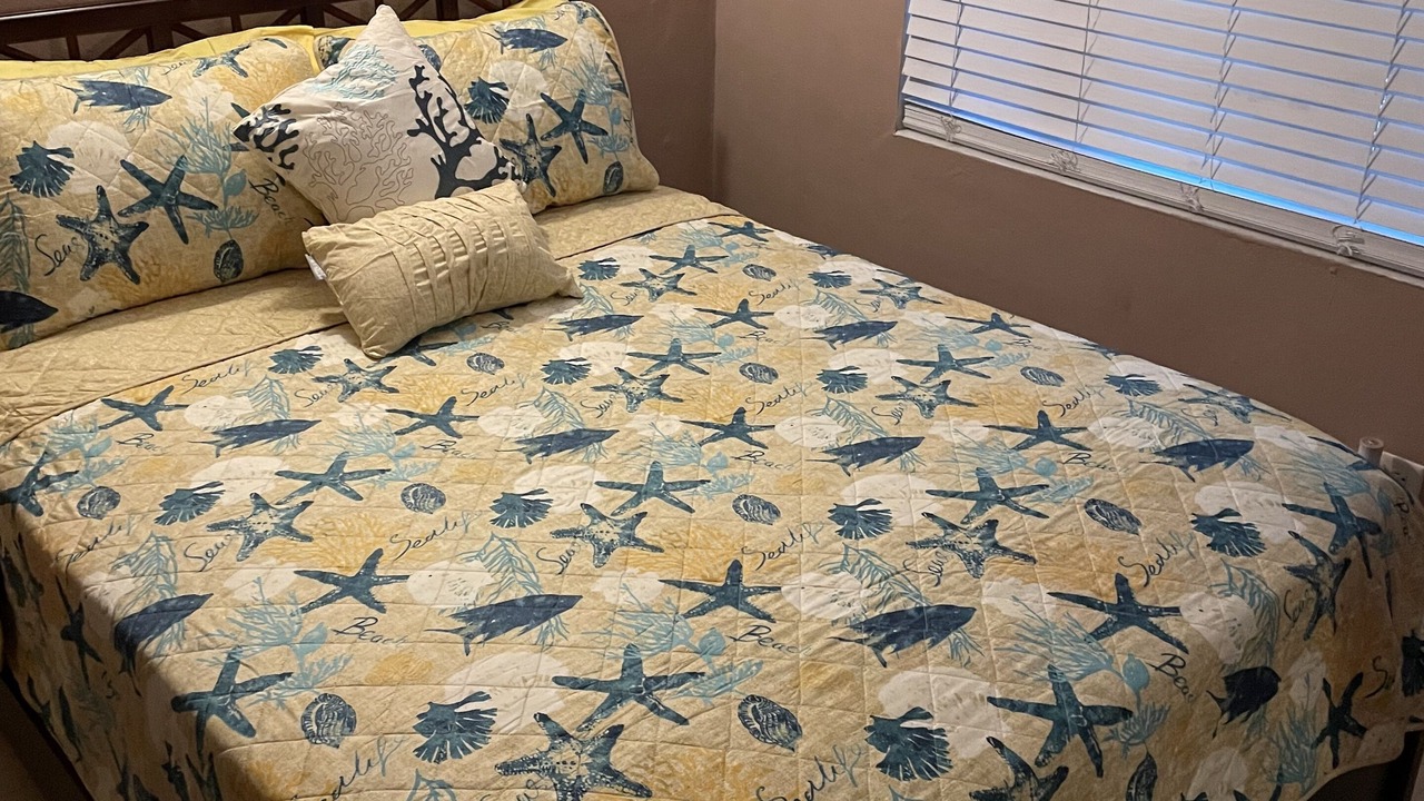 Photo of Bedroom in Estate East Street