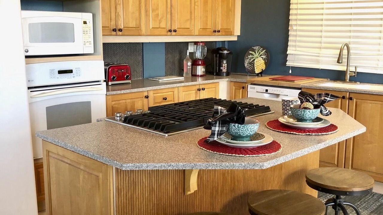 Photo of Kitchen in Estate Little Princess South