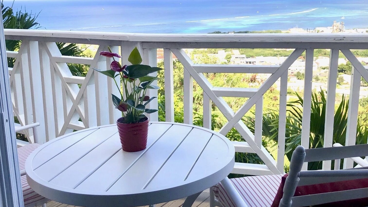 Photo of Outdoor in Estate Little Princess South