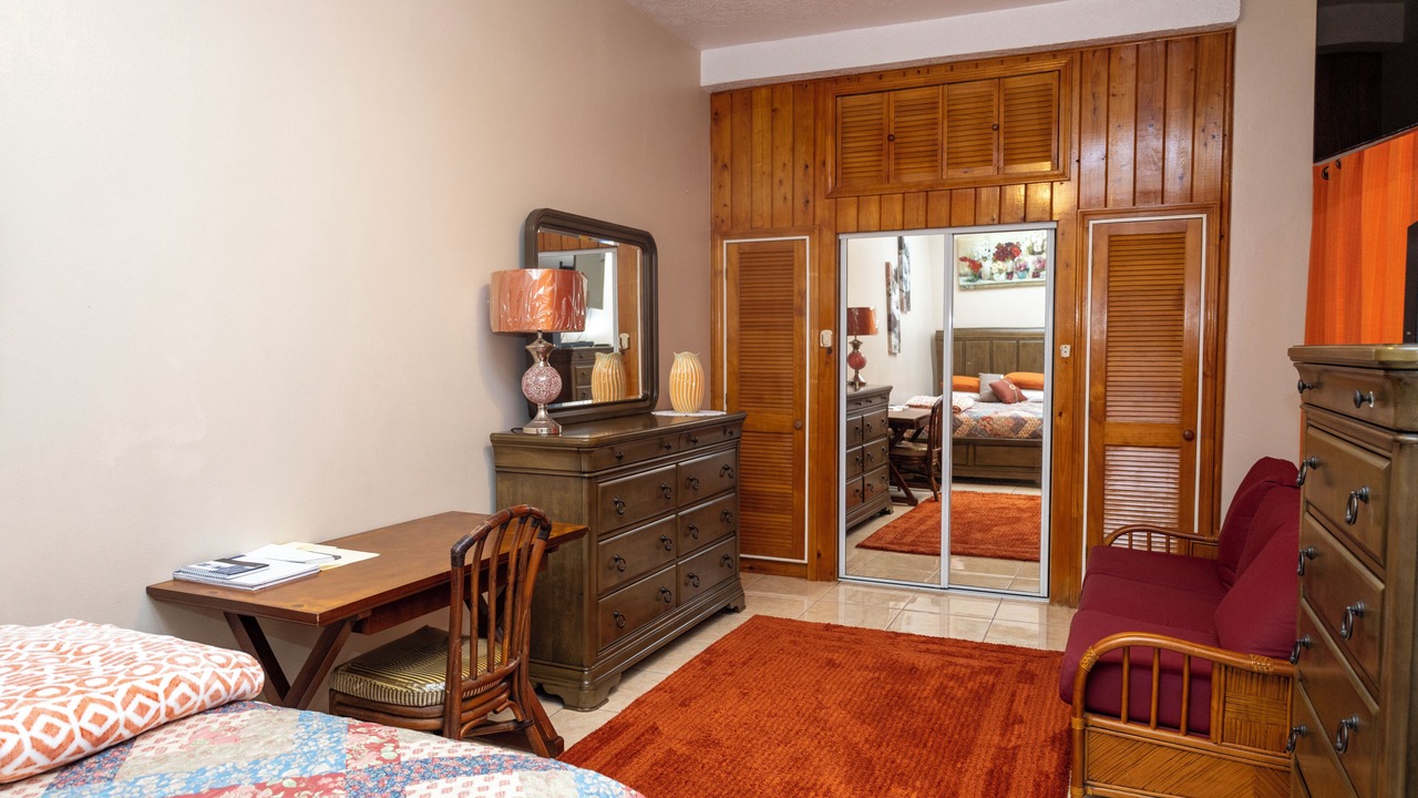 Photo of Bedroom in Orange Grove