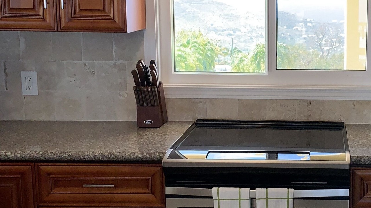 Photo of Kitchen in Estate Clairmont
