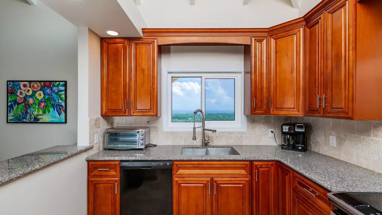 Photo of Kitchen in Estate Clairmont