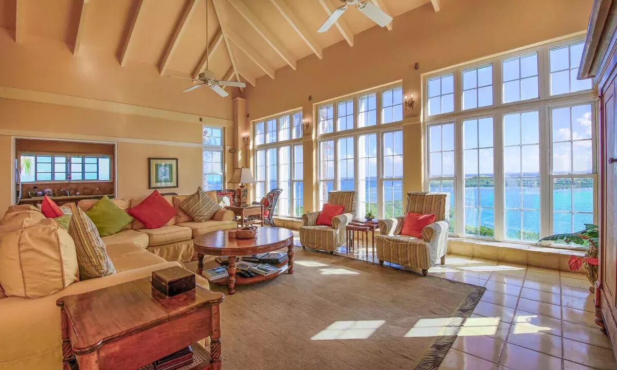 Photo of Livingroom in Cane Bay