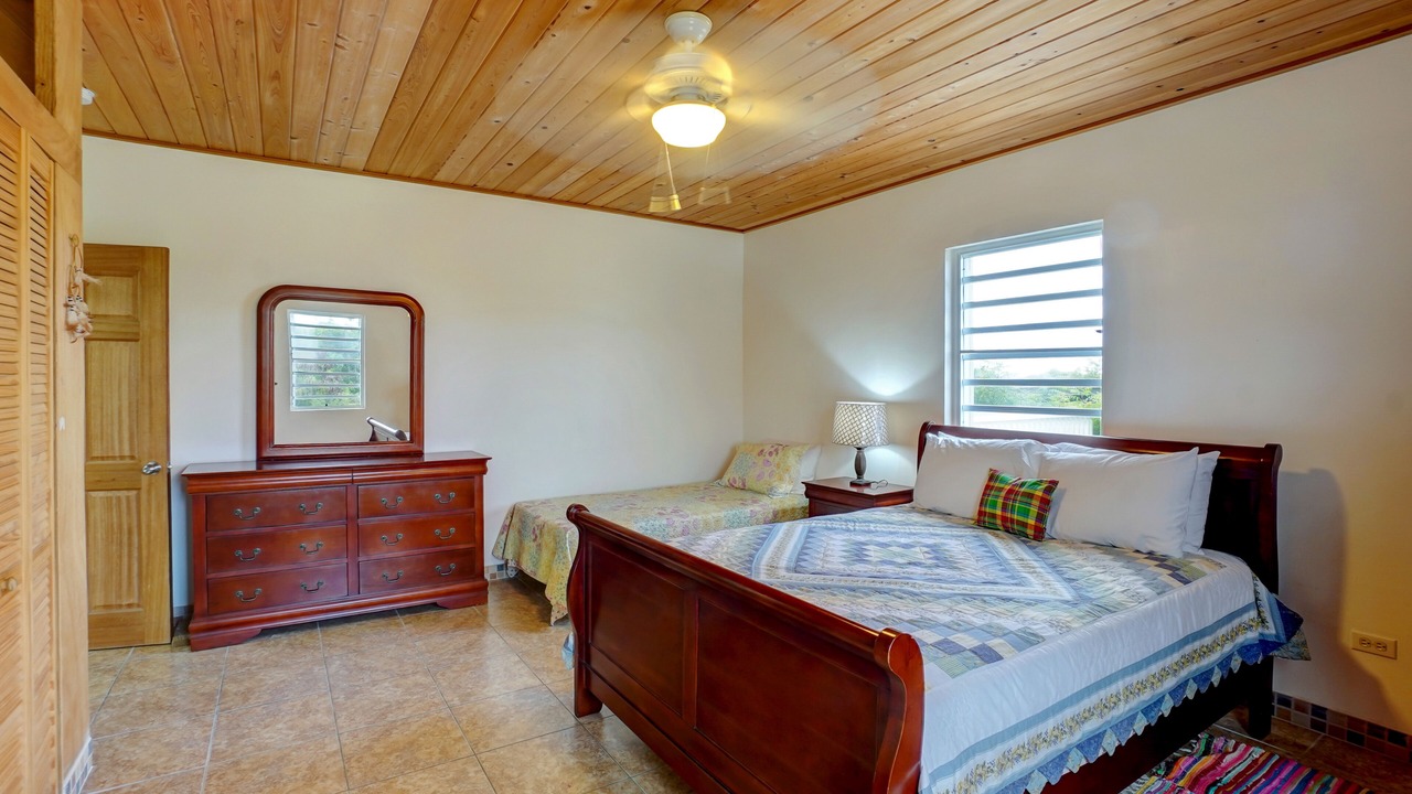 Photo of Bedroom in Estate Barren Spot 2