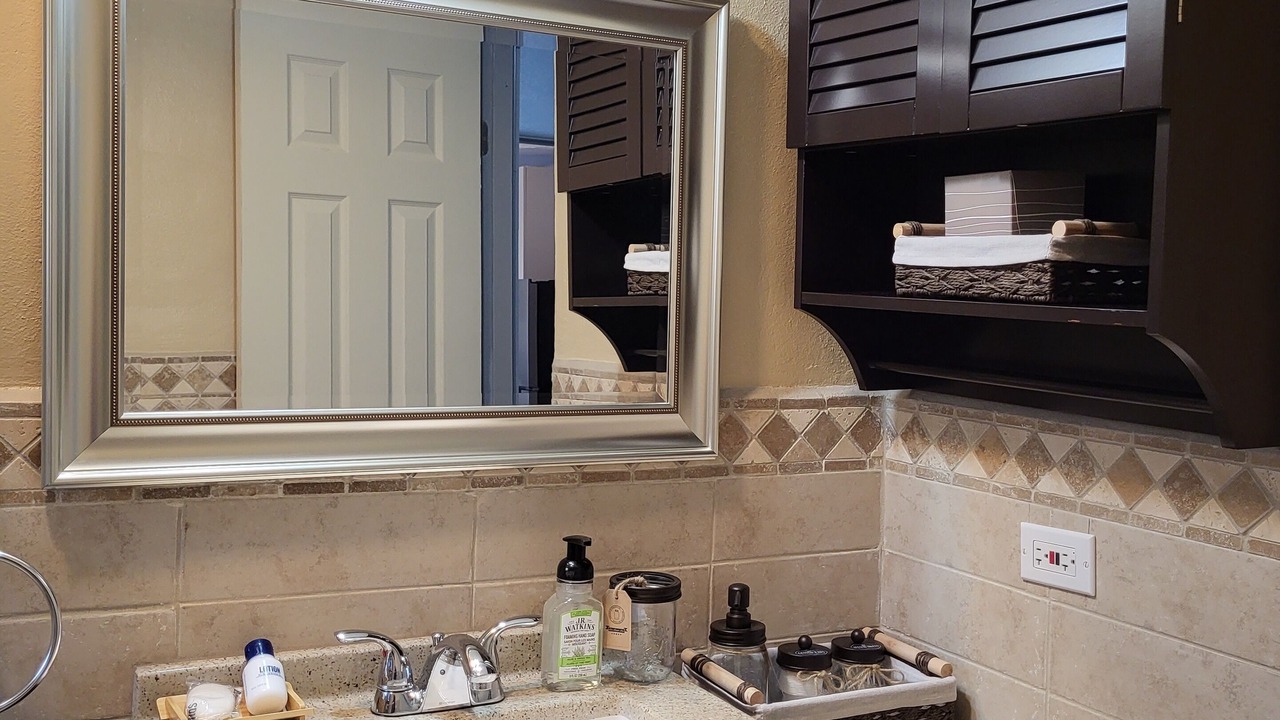 Photo of Bathroom in Estate Strawberry Hill