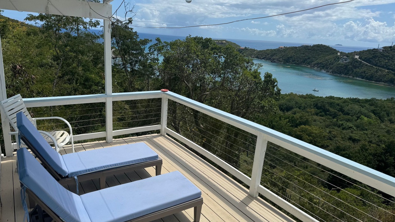 Photo of Patio Balcony in Fish Bay