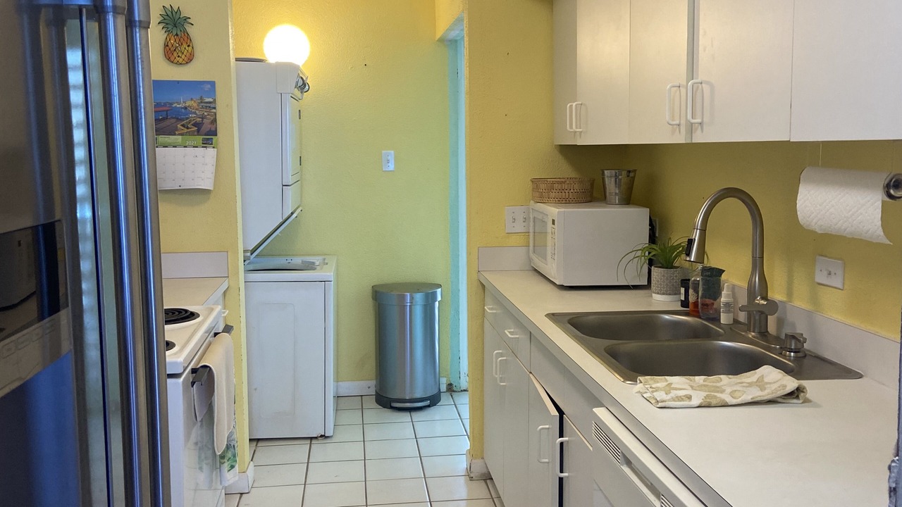 Photo of Kitchen in Estate Golden Rock