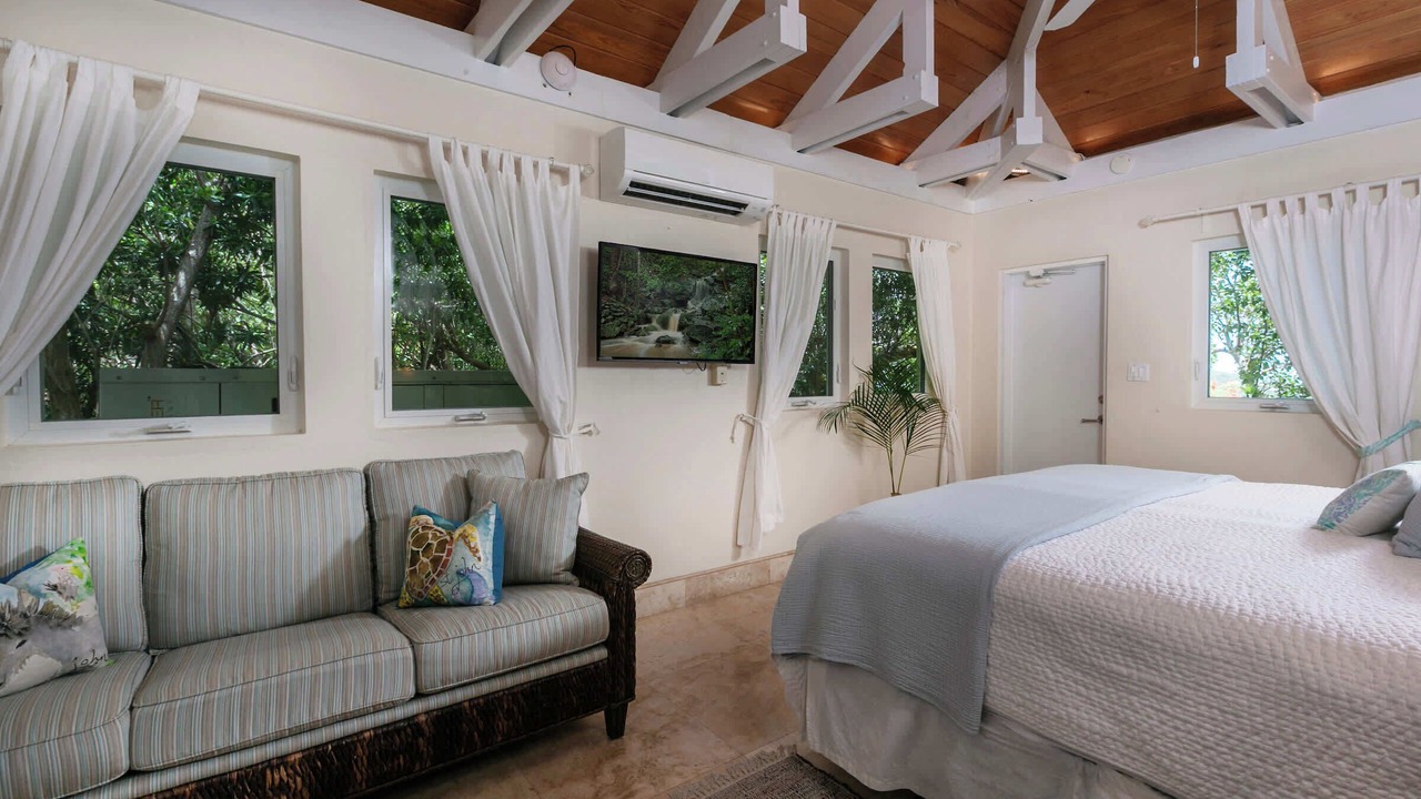 Photo of Bedroom in Estate Chocolate Hole and Great Cruz Bay