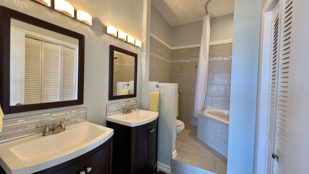 Photo of Bathroom in Teagues Bay