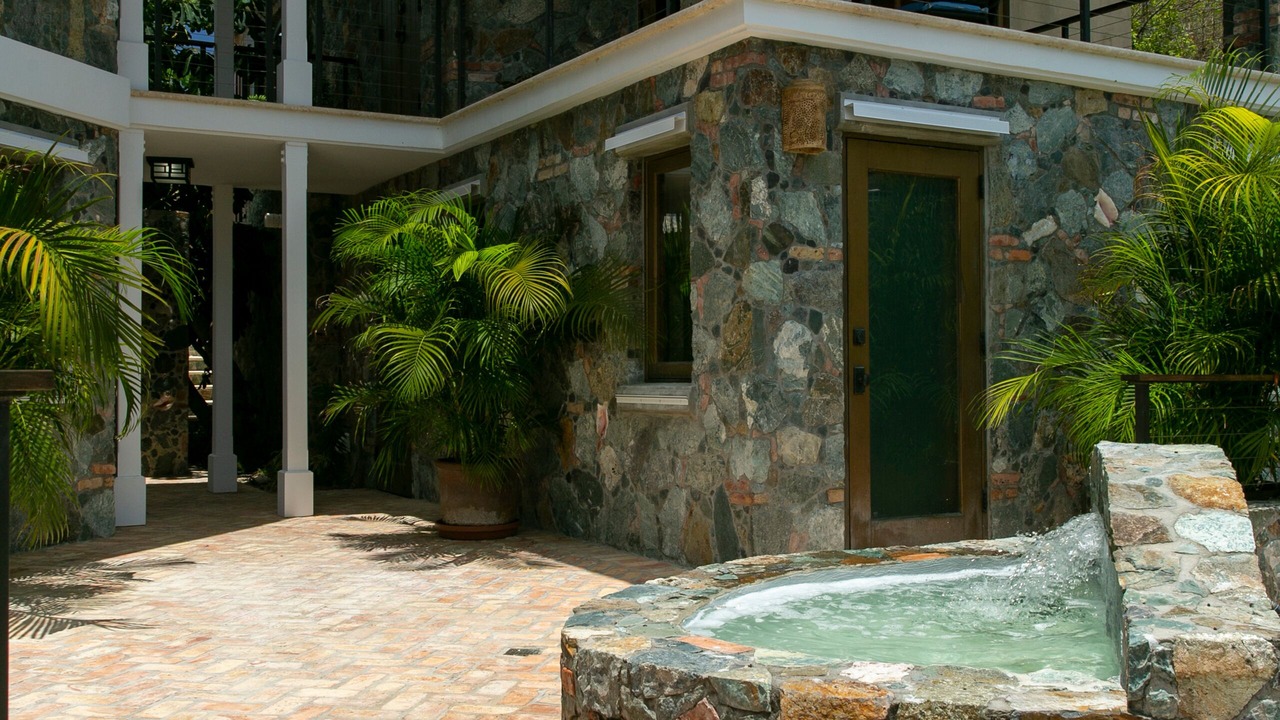Photo of Patio Balcony in Estate Emmaus