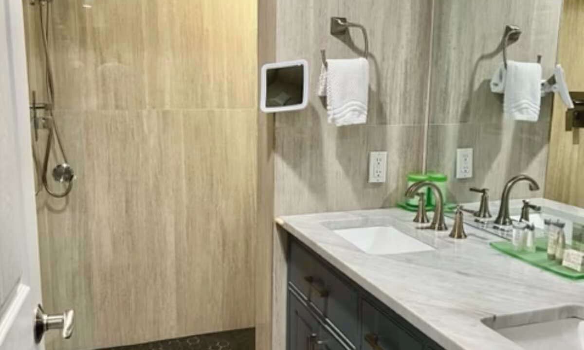Photo of Bathroom in Estate Enighed