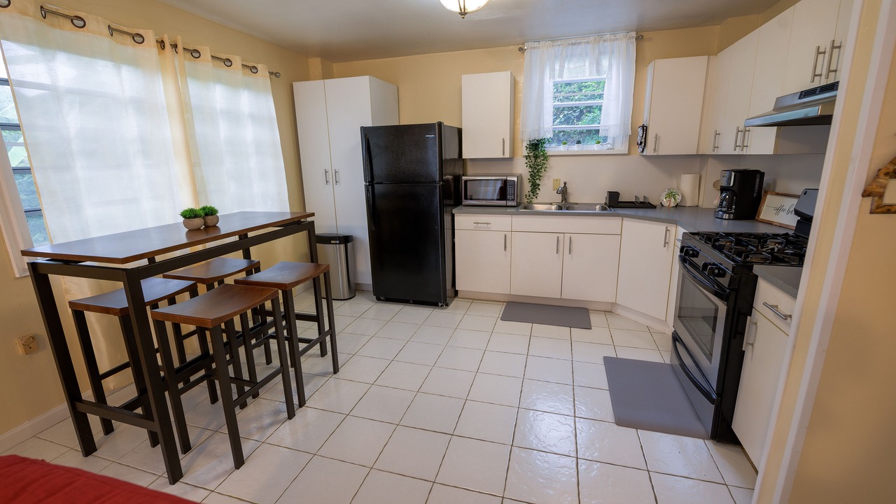 Photo of Kitchen in Estate Mount Pleasant West
