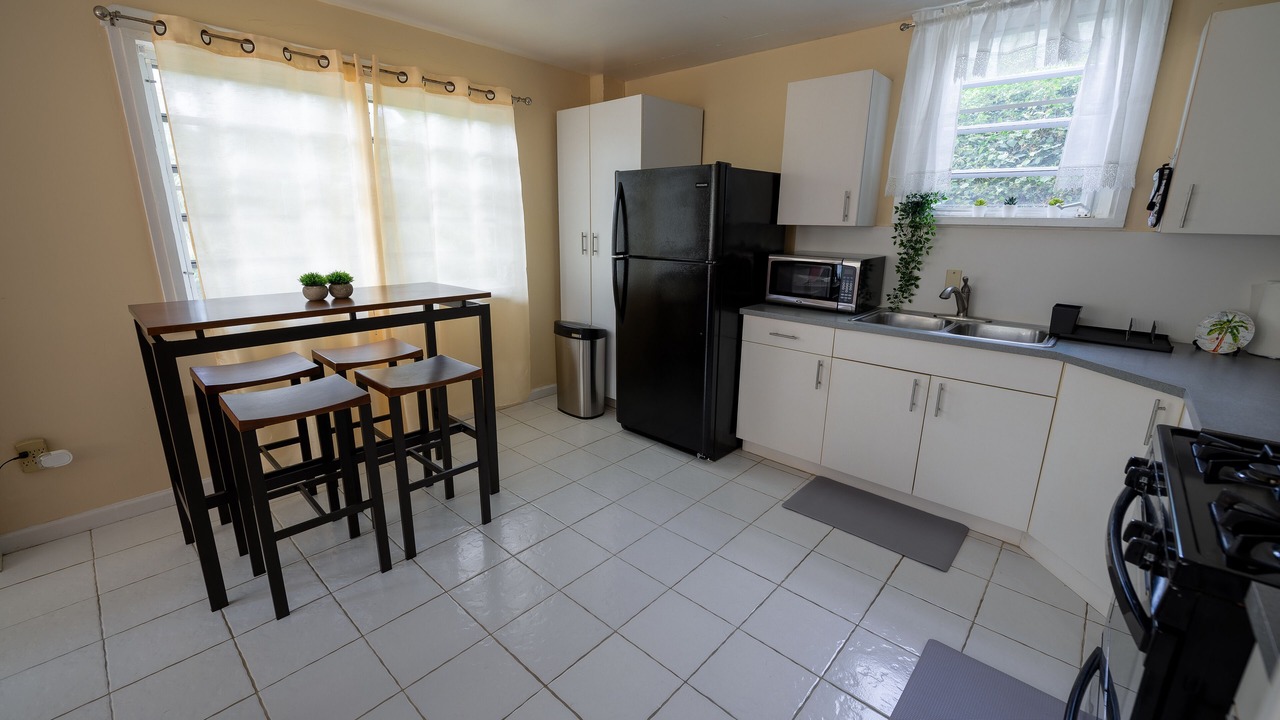Photo of Kitchen in Estate Mount Pleasant West