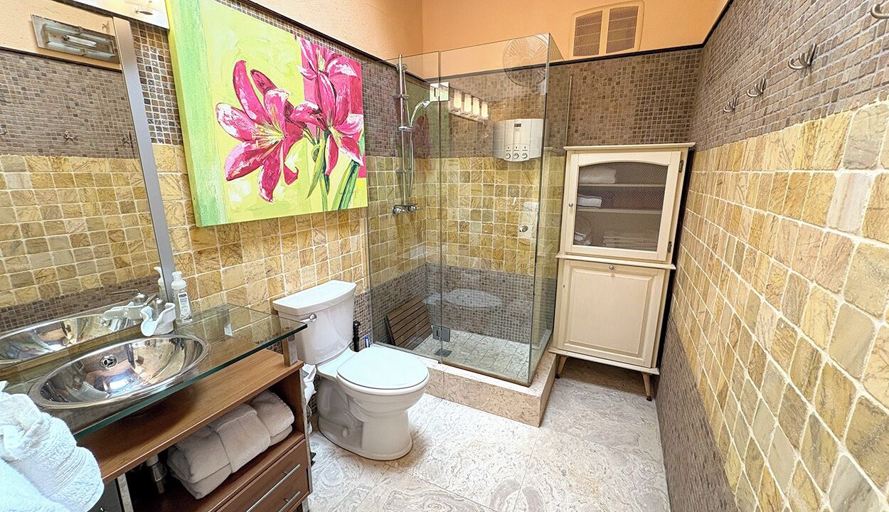 Photo of Bathroom in Estate Saint Quaco and Zimmerman