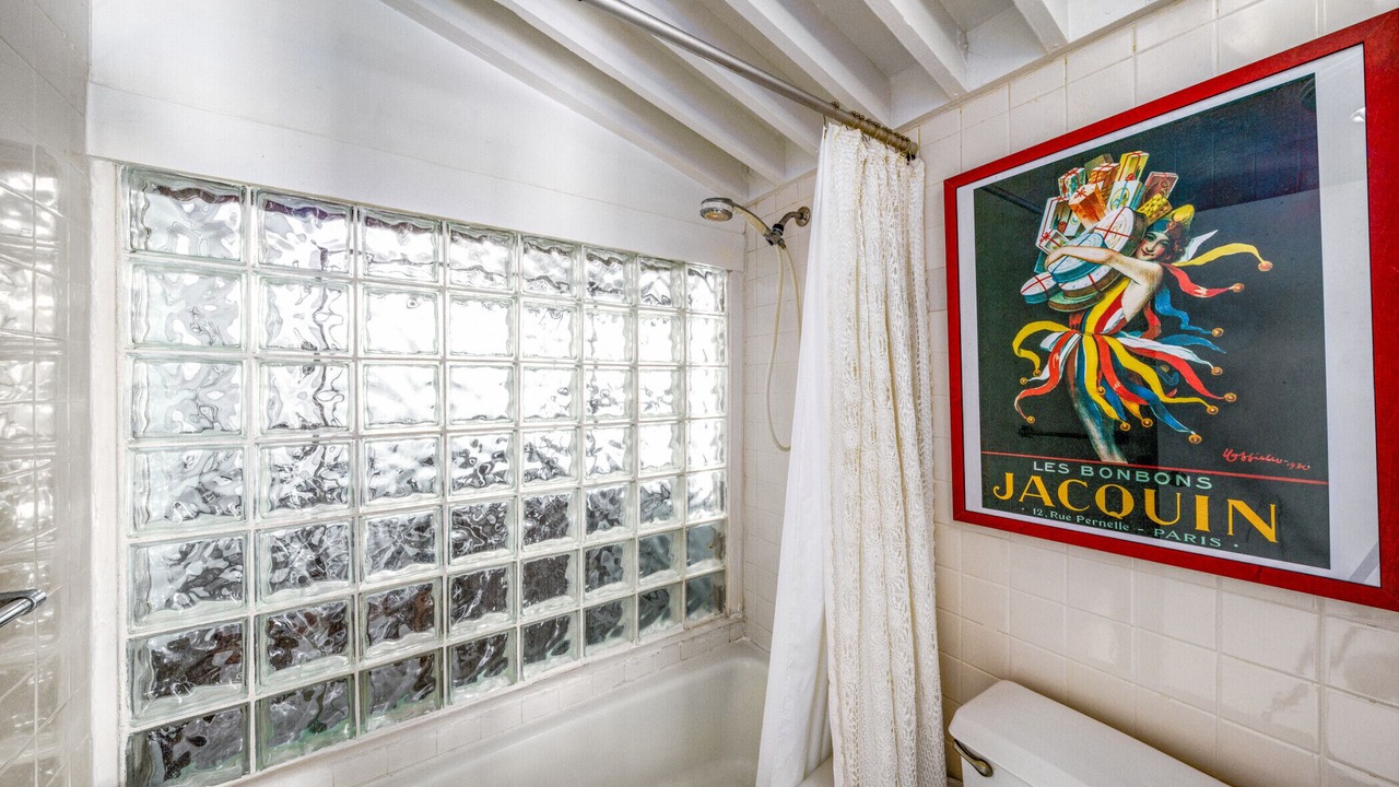 Photo of Bathroom in Estate Lovenlund