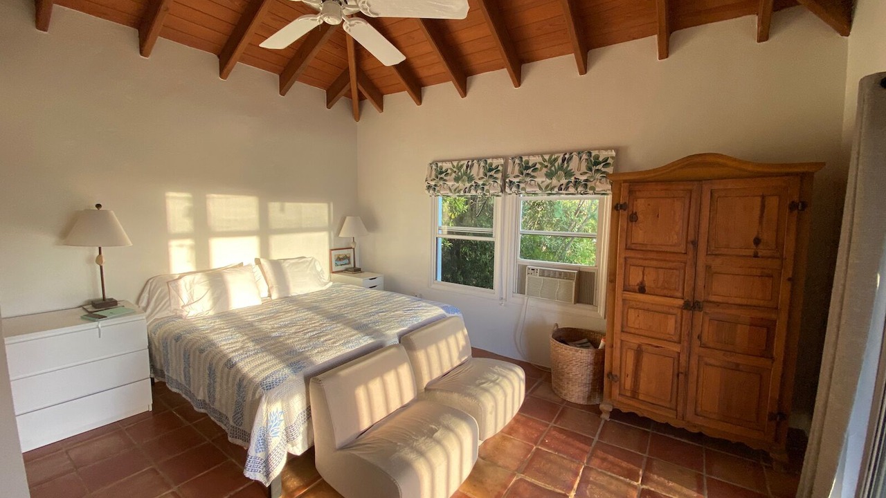 Photo of Bedroom in Point Rendezvous