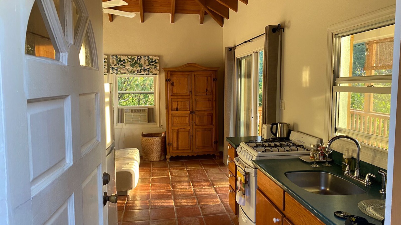 Photo of Kitchen in Point Rendezvous