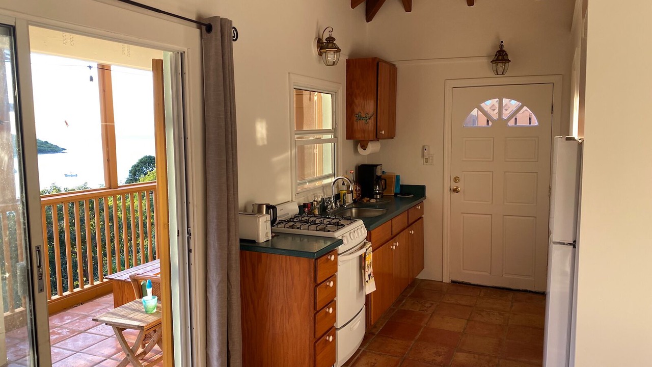Photo of Kitchen in Point Rendezvous