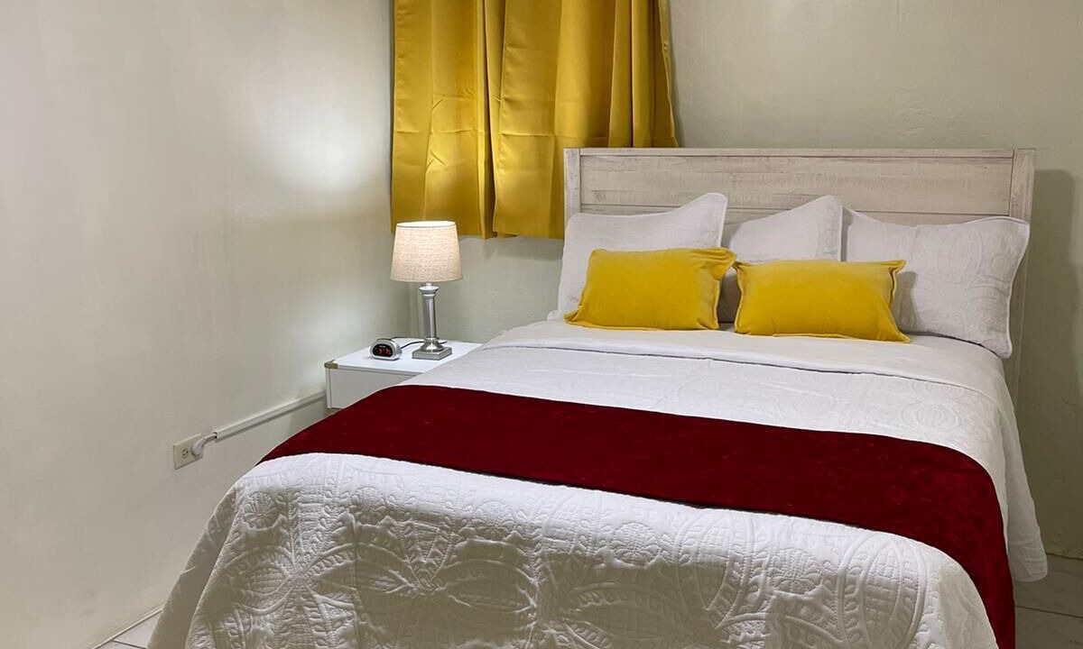 Photo of Bedroom in Estate Barren Spot 2