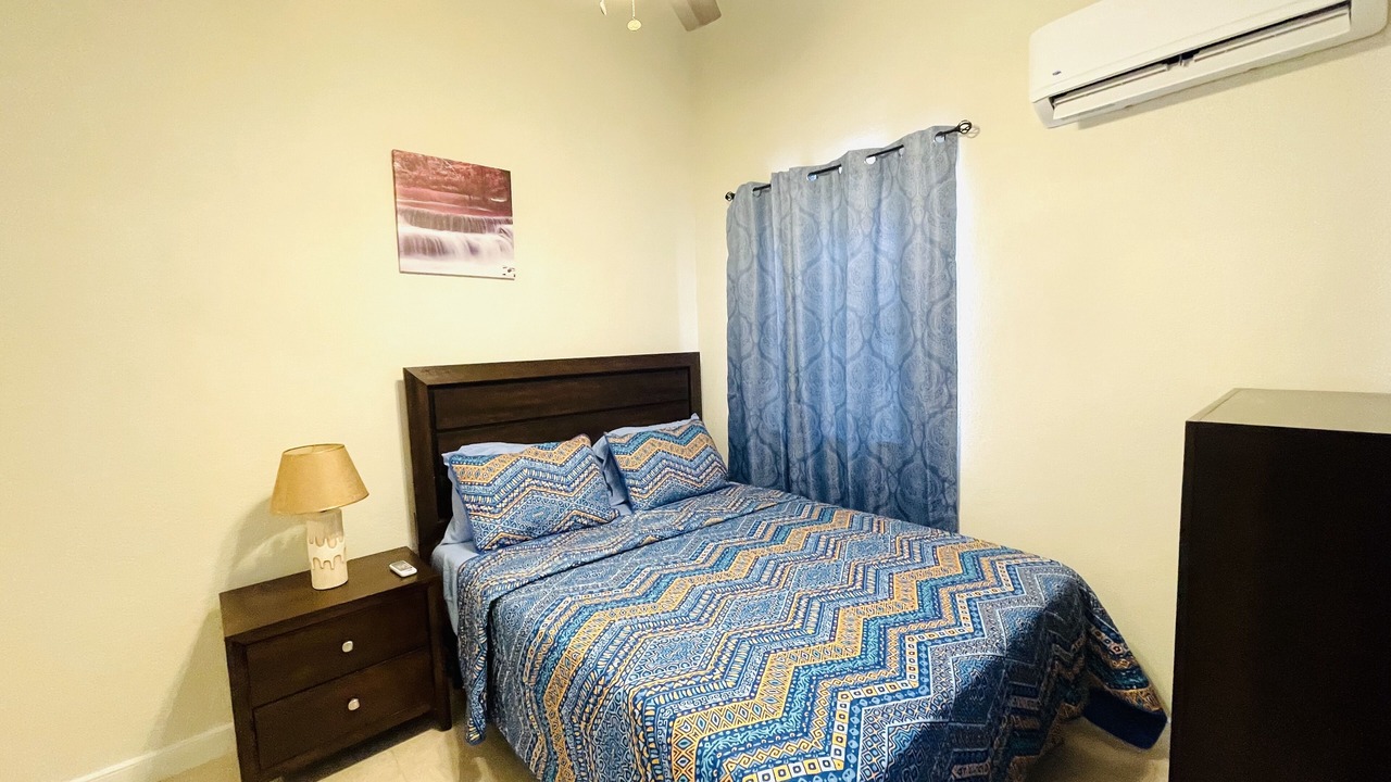 Photo of Bedroom in Estate East Street