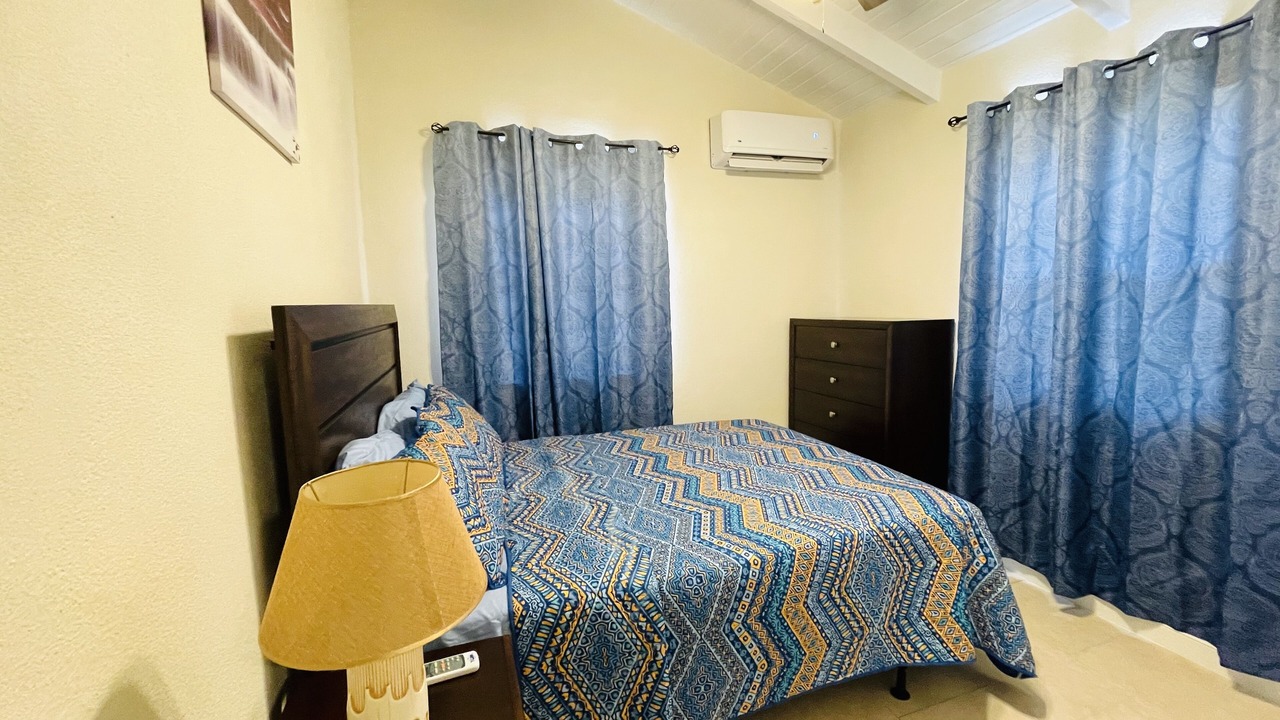 Photo of Bedroom in Estate East Street
