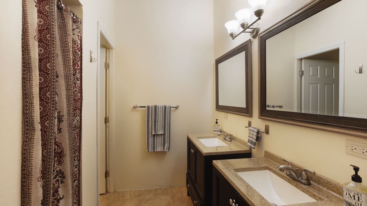 Photo of Bathroom in Estate Mount Welcome