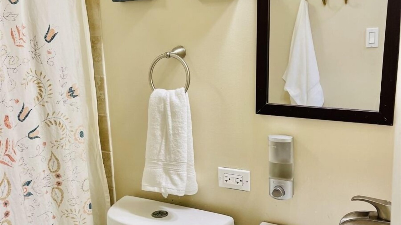 Photo of Bathroom in Cotton Valley