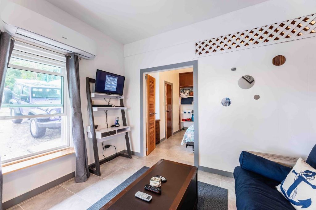 Photo of Livingroom in Estate Hull