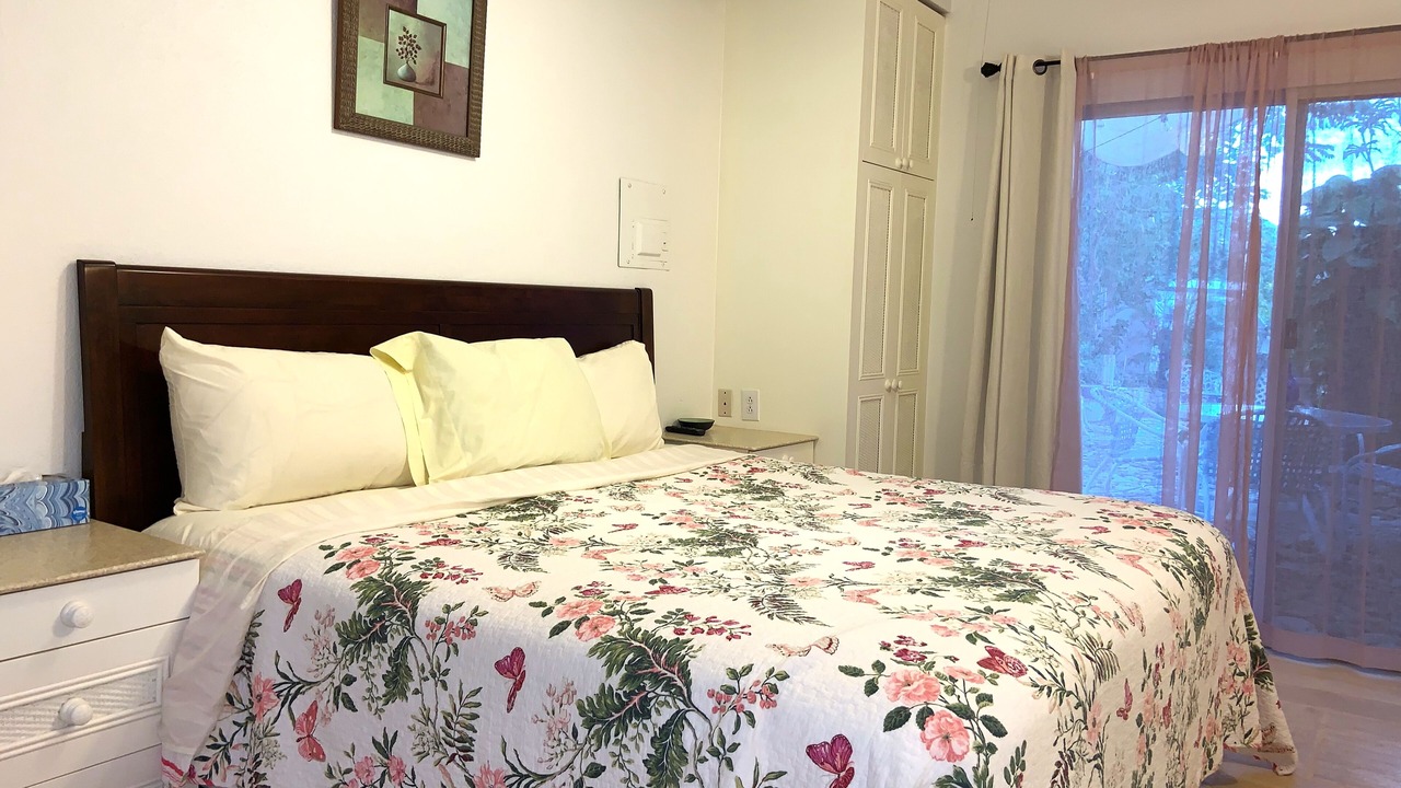 Photo of Bedroom in Estate Rust Up Twist