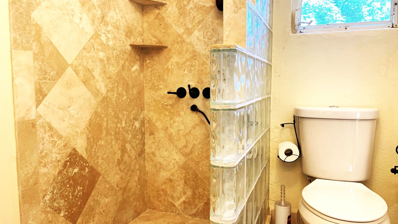 Photo of Bathroom in Estate Rust Up Twist