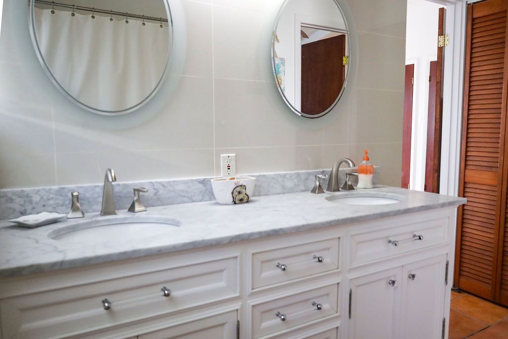Photo of Bathroom in Estate Hermon Hill