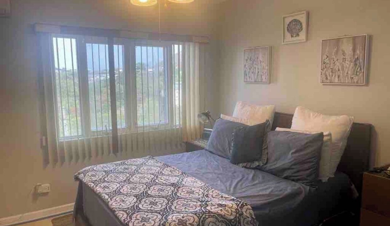 Photo of Bedroom in Estate Lower John Dunko