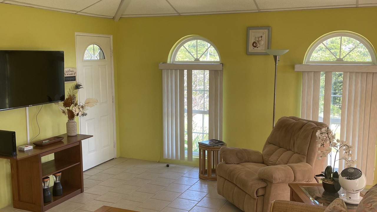 Photo of Livingroom in Estate Ruby