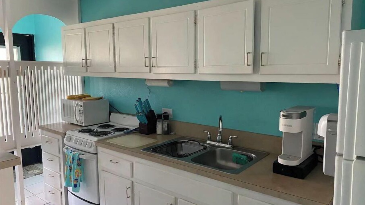 Photo of Kitchen in Estate East Street